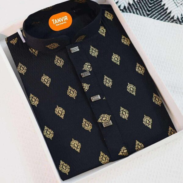 কালো পাঞ্জাবি